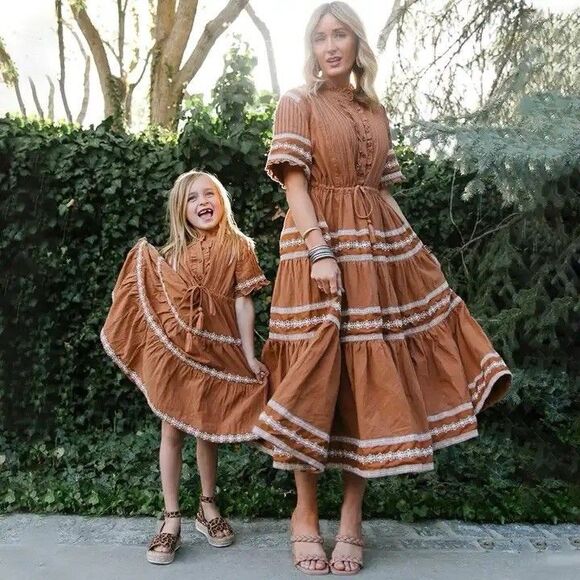 Ivy City Co Dresses & Skirts - Ivy City Co. Cotton Santorini Dress L Brown Tiered Lace Trim Pintuck Midi Boho
